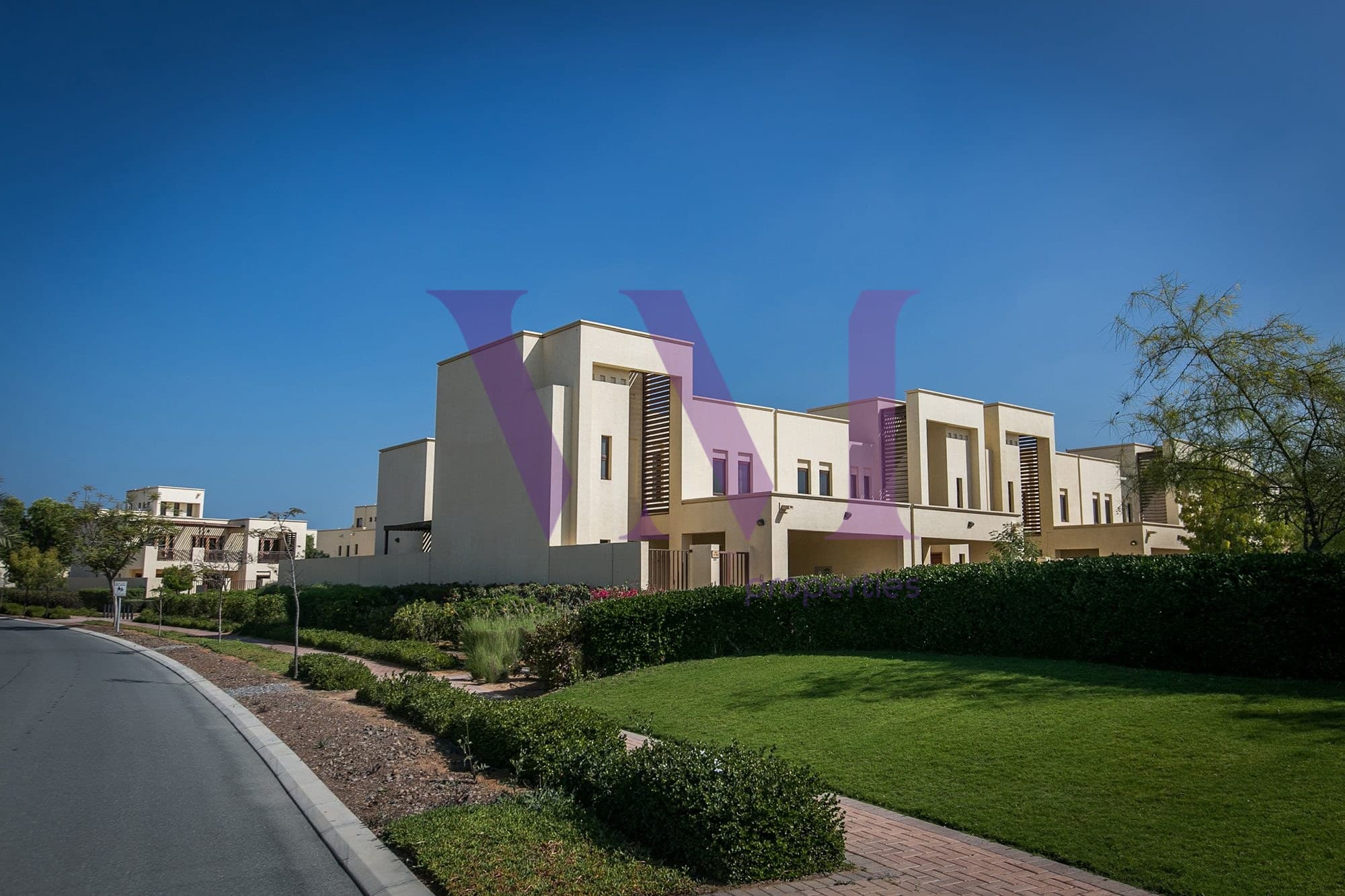 Luxury Living | 3-Bedroom + Maid | Granada Villas — Mina Al Arab