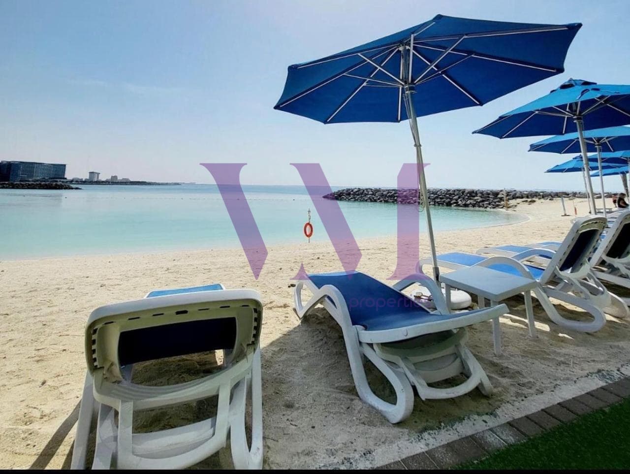 Well Furnished 1 bd | Beach access | Big Layout — Al Marjan Island