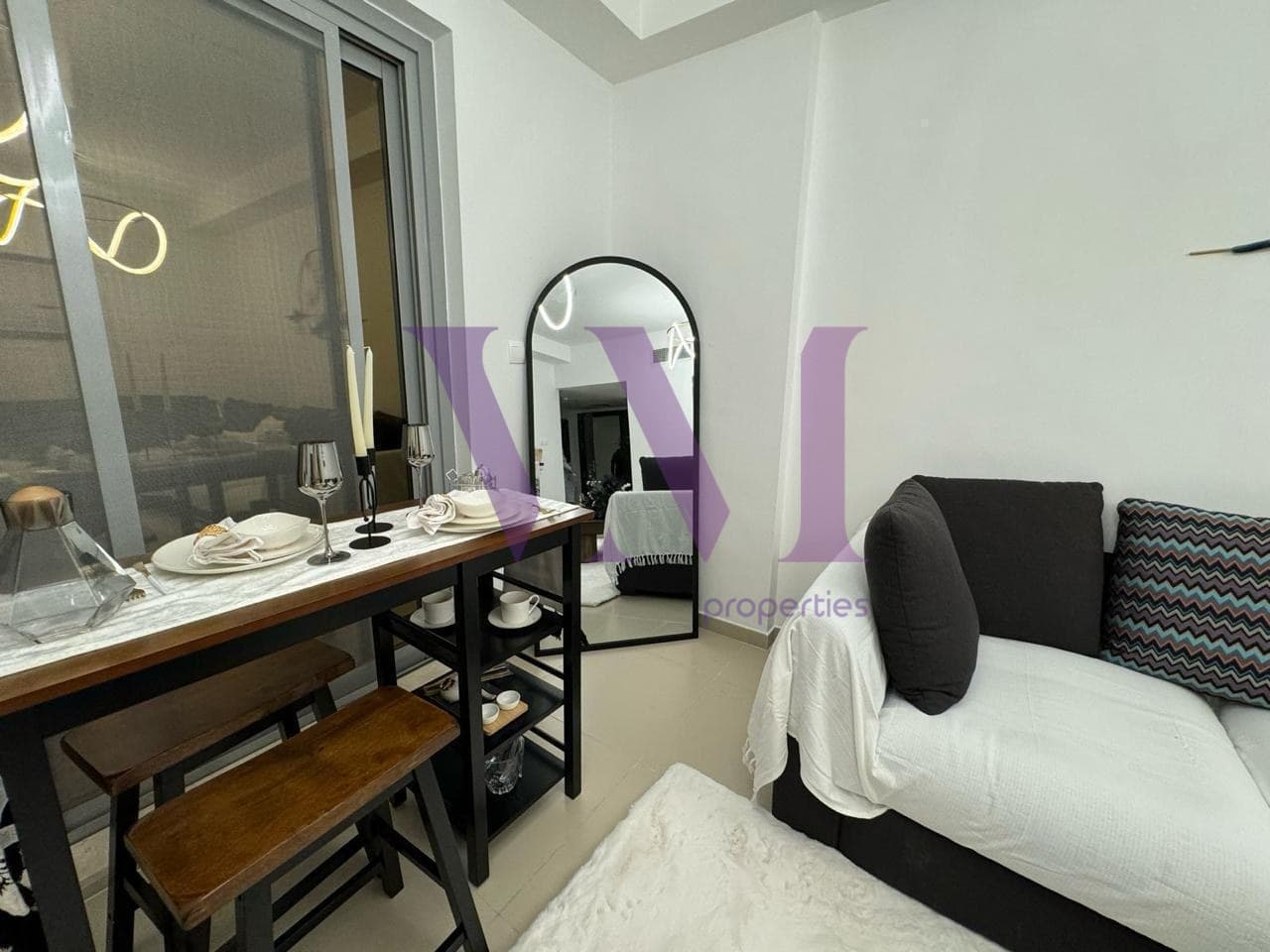 Well Furnished 1 bd | Beach access | Big Layout — Al Marjan Island