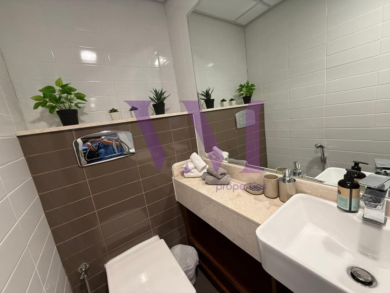 Fully Furnished 1 BHK - Beach Access + FREE AC — Al Marjan Island