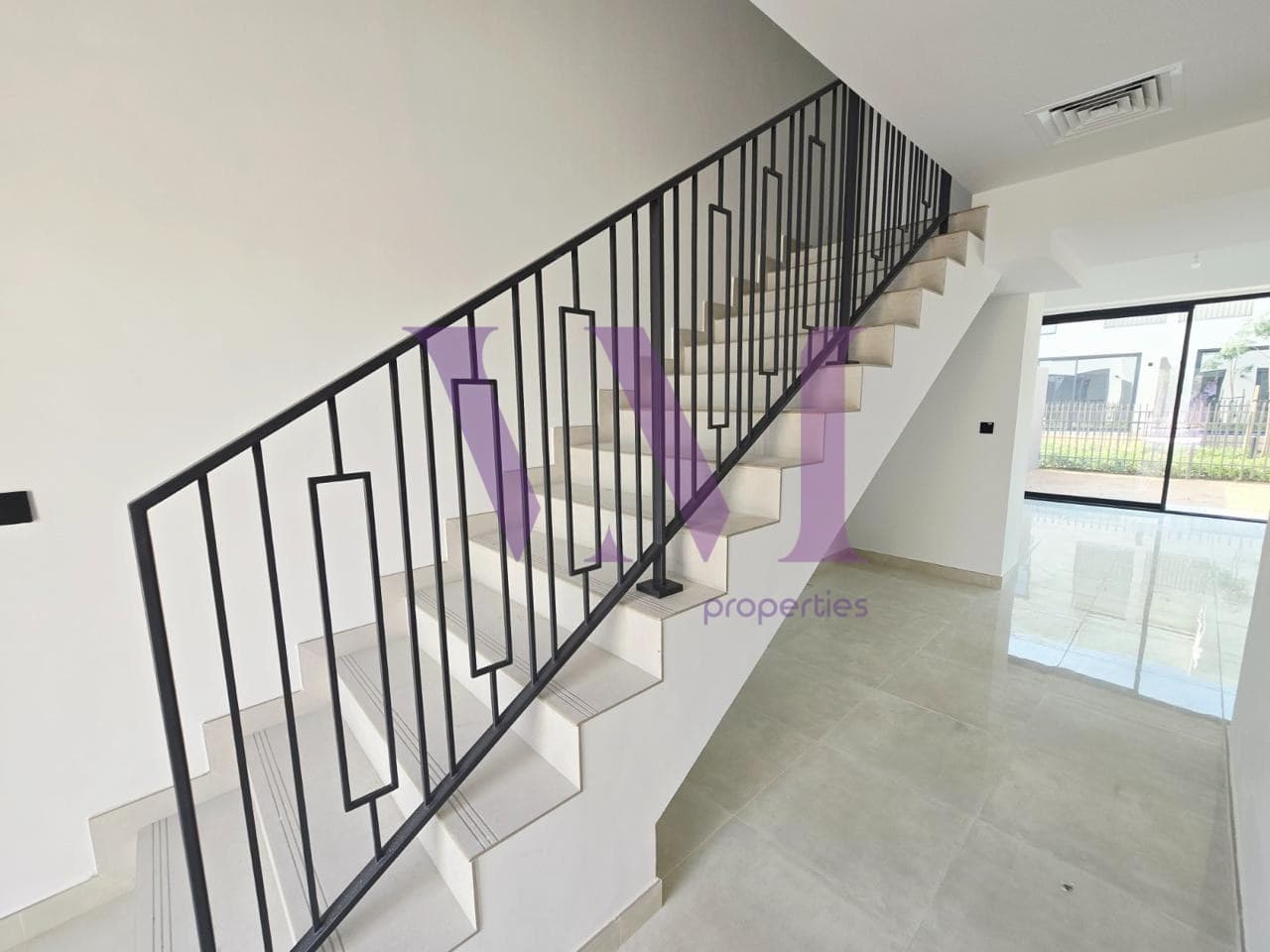 Modern 3BR Townhouse | Falcon island — Al Hamra Village