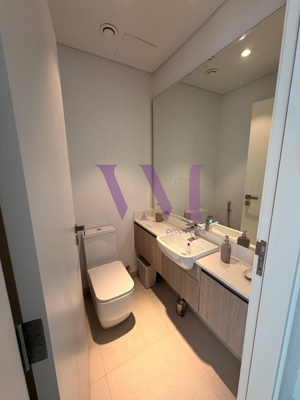 Exclusive 3 Bed + Maid's Room | Partial lagoon vie — Al Hamra Village