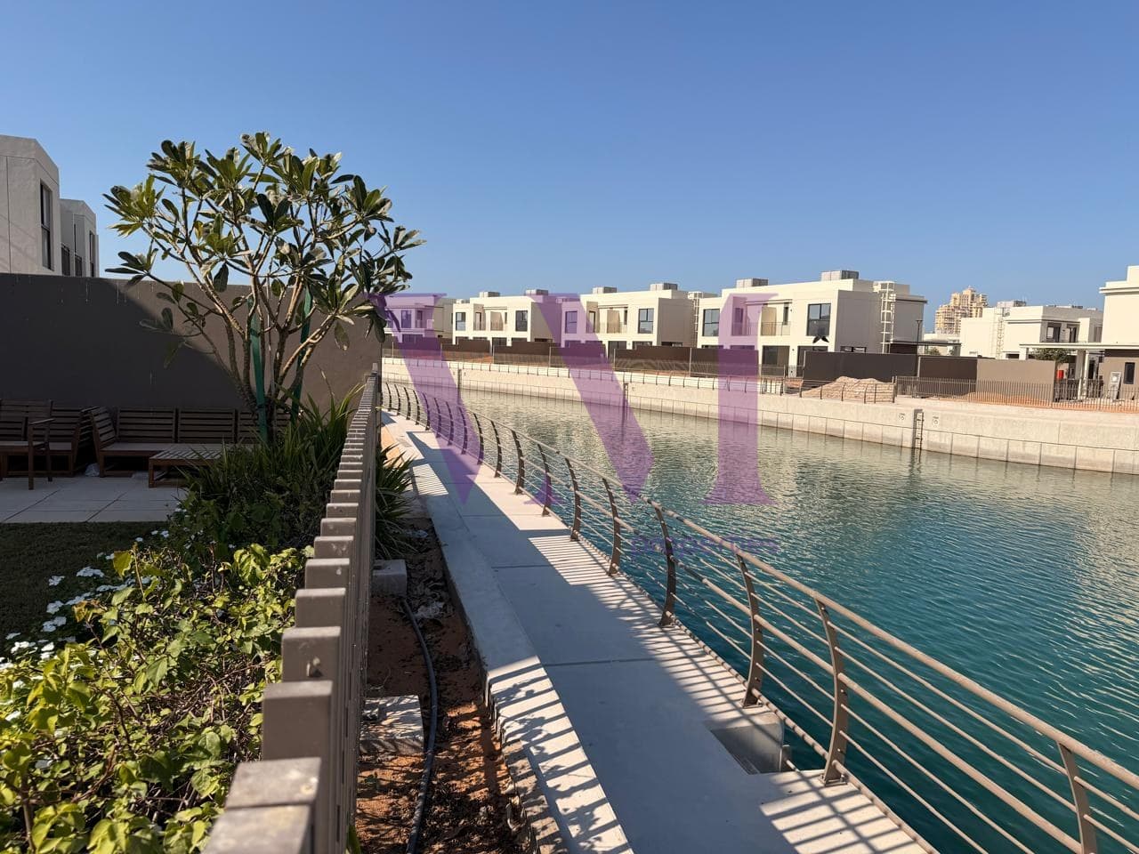 Exclusive 3 Bed + Maid's Room | Partial lagoon vie — Al Hamra Village