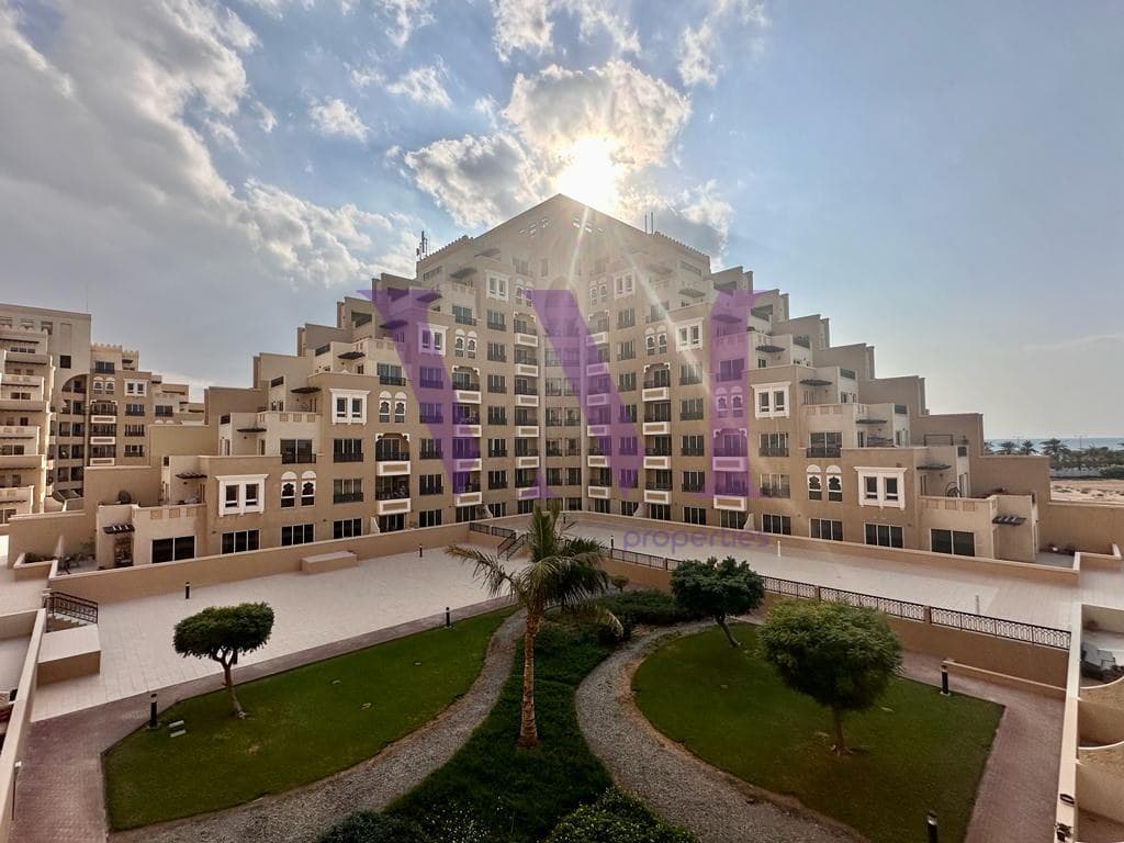 Stunning Fully Upgraded 1 Bedroom | Fully Furnishe — Al Marjan Island