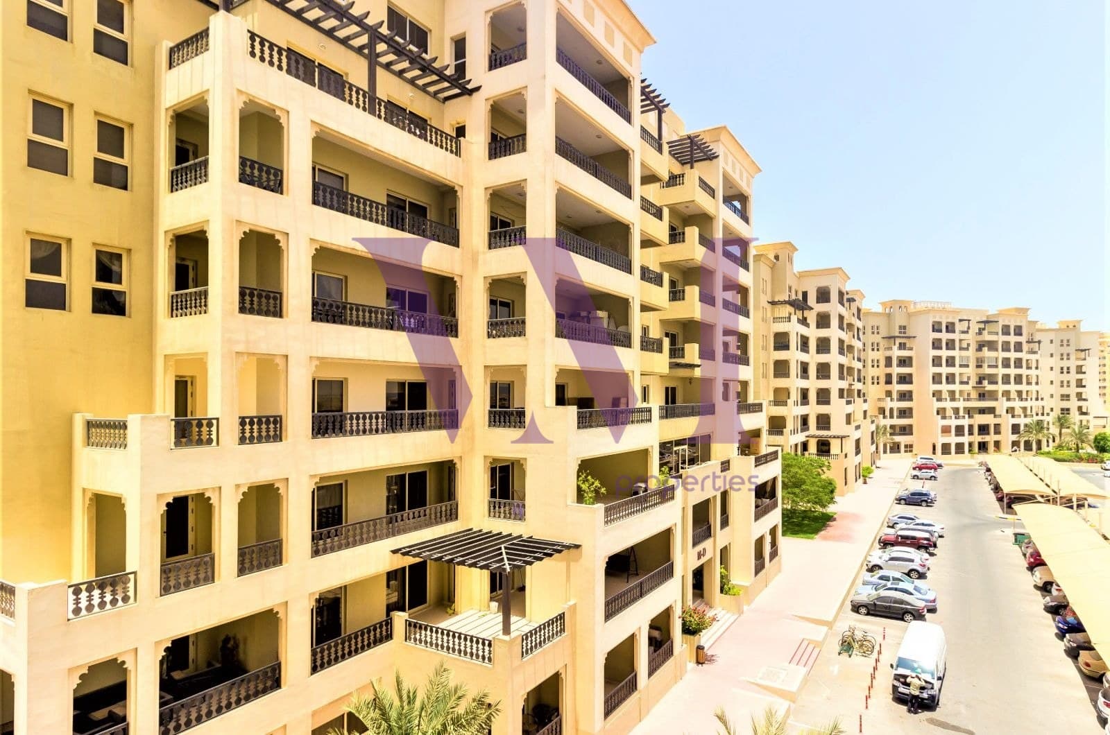 Exclusive Furnished 1-Bedroom - Marina Lifestyle — Al Hamra Village
