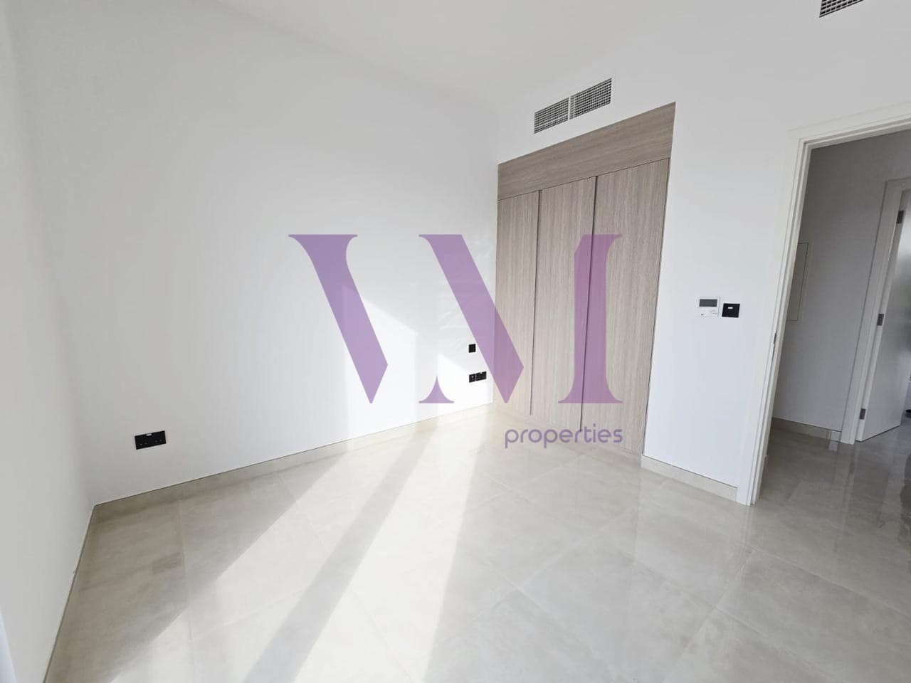 Modern 3BR Townhouse For Rent | Partial sea view — Al Hamra Village