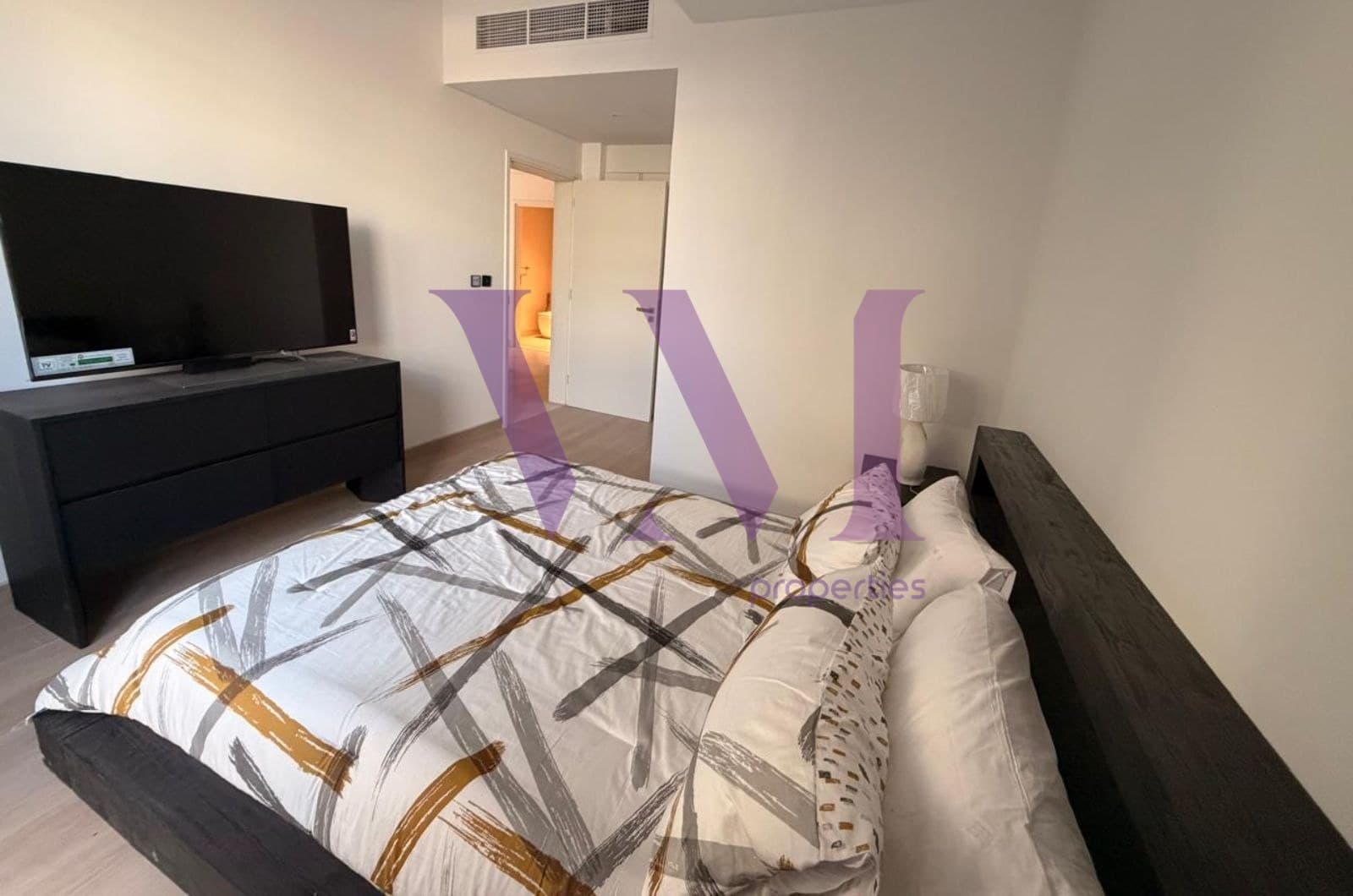 Luxury 4BR Villa | Steps away from the beach — Al Hamra Village