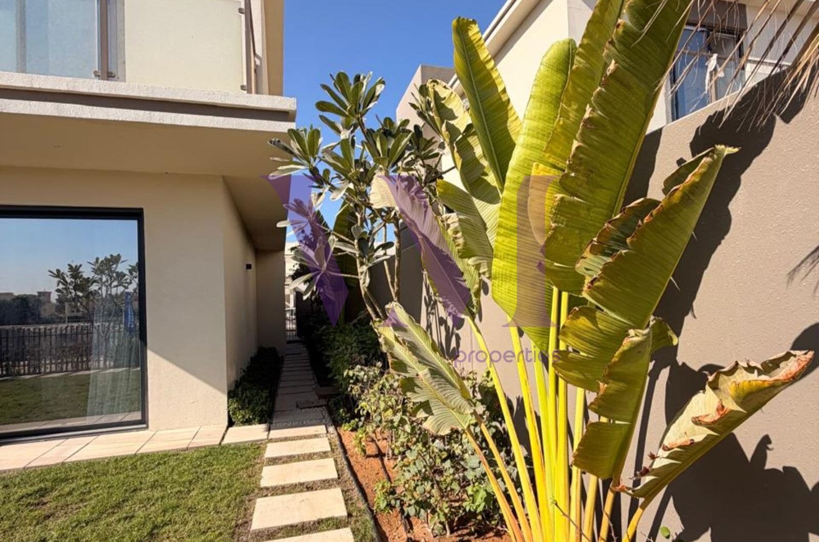 Luxury 4BR Villa | Steps away from the beach — Al Hamra Village