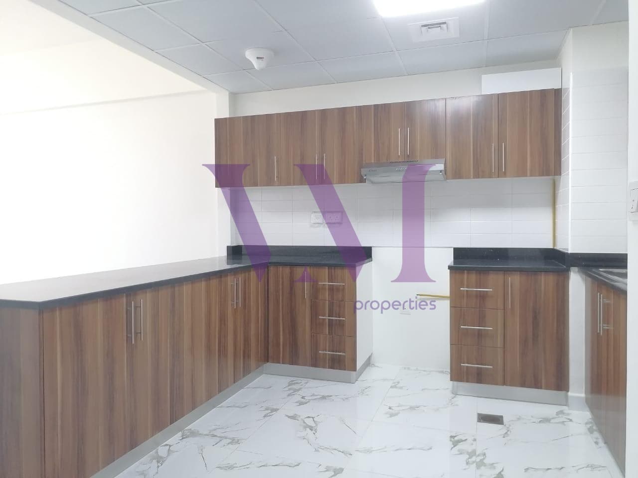 Modern 2BR Apartment | Marina Residences Phase 3 — Al Hamra Village