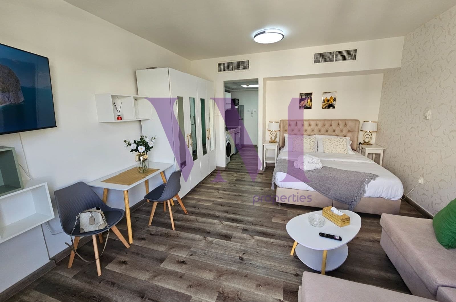 Stylish Upgraded Studio with Partial Sea View — Al Marjan Island