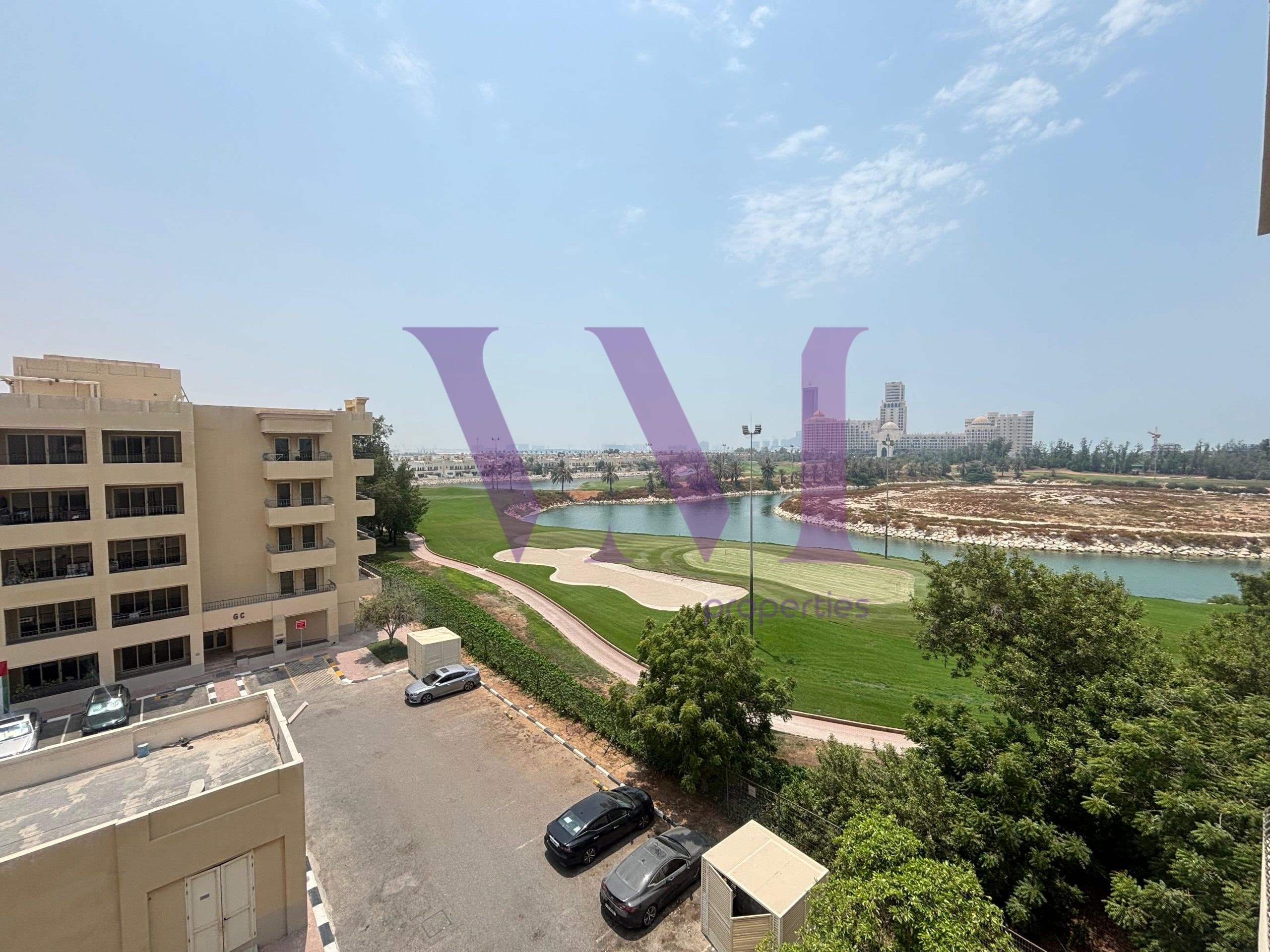 Spacious Studio | Walk to Mall | View In The Golf — Al Hamra Village