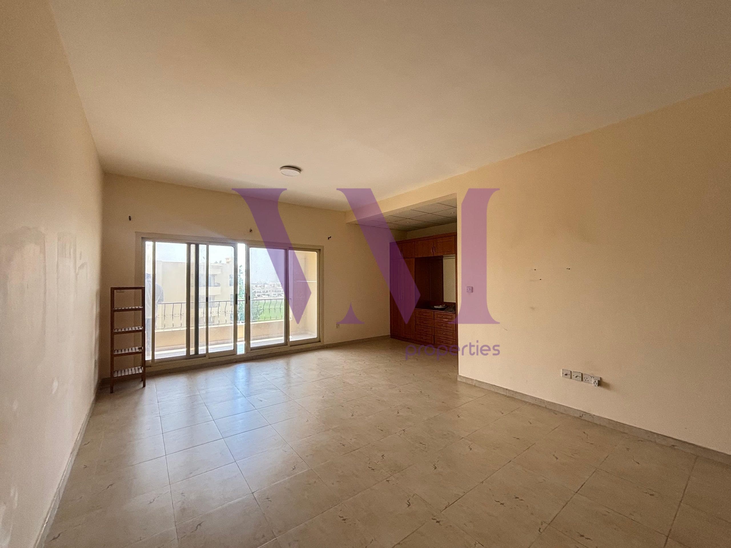 Spacious Studio | Walk to Mall | View In The Golf — Al Hamra Village