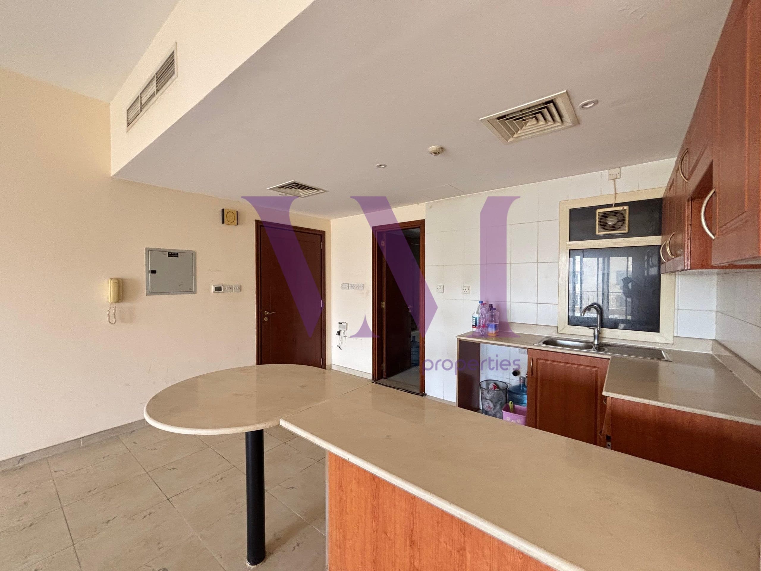 Spacious Studio | Walk to Mall | View In The Golf — Al Hamra Village