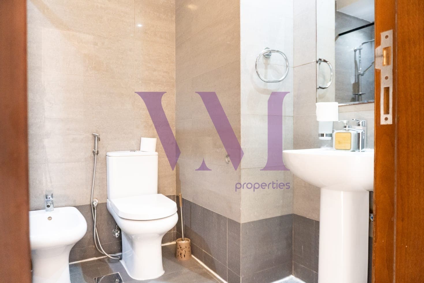 Private Pool l Furnished 4 Beds + Maid Villa — Al Hamra Village