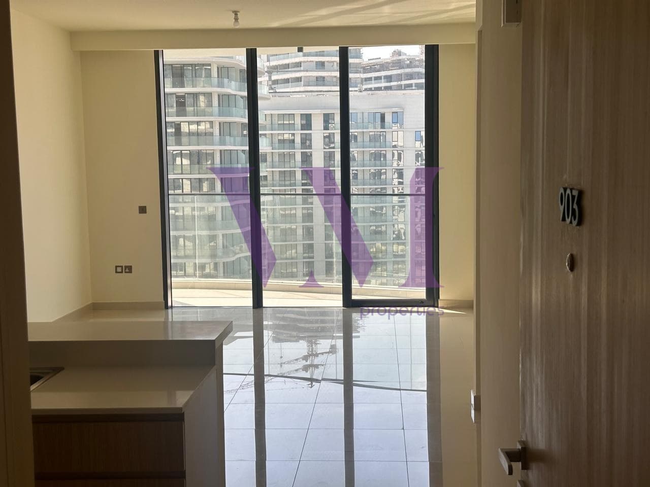 Beach Access- Sea view - Mid floor- Furnished — Mina Al Arab