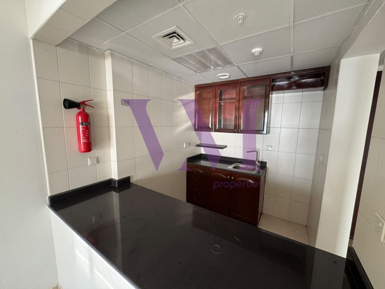 Luxury 1 Bedroom Apartment | High Floor | Sea View — Al Hamra Village