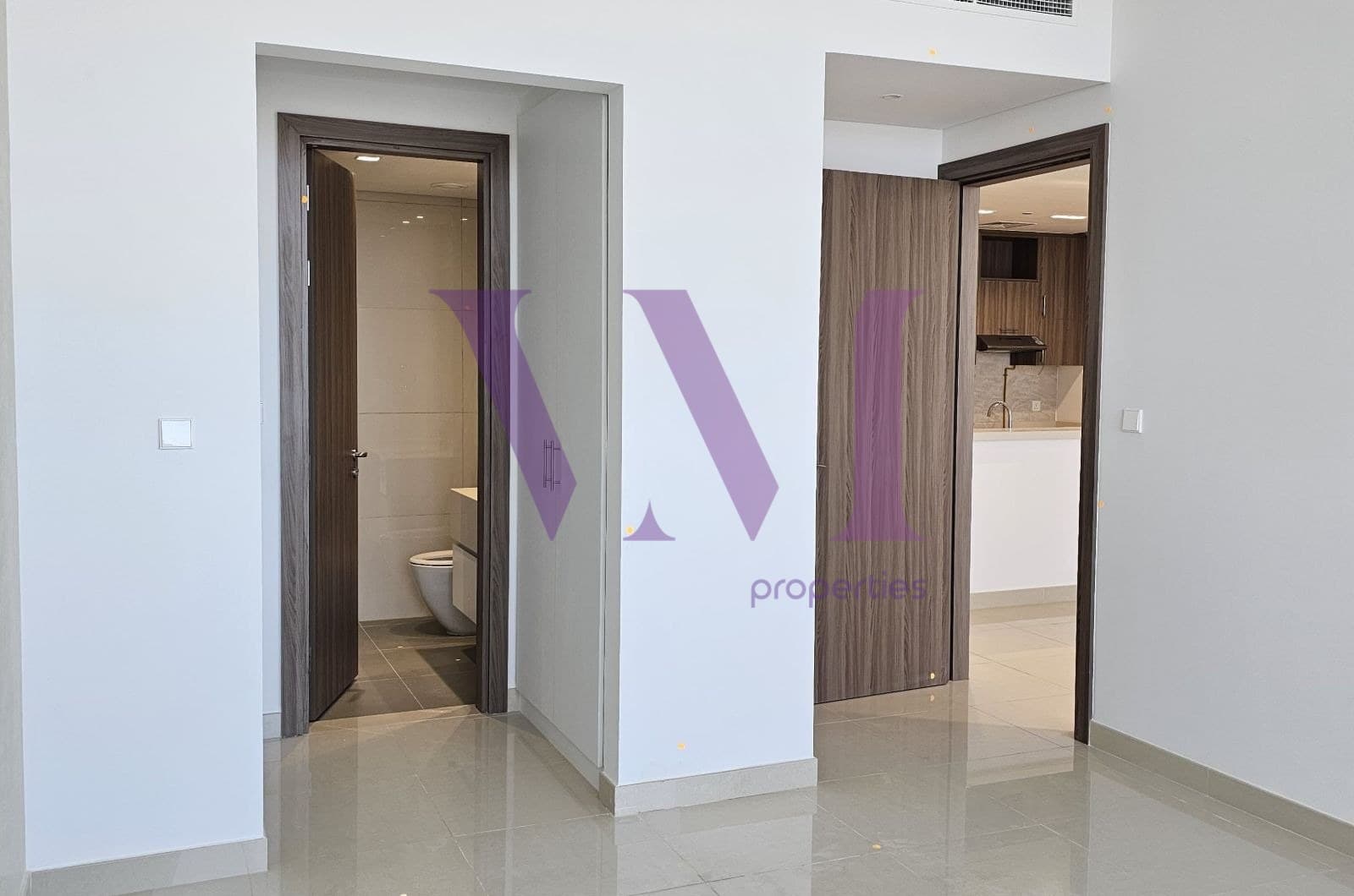 Ready 1-Bed Apartment, Gateway 2 | Hot Deal — Mina Al Arab