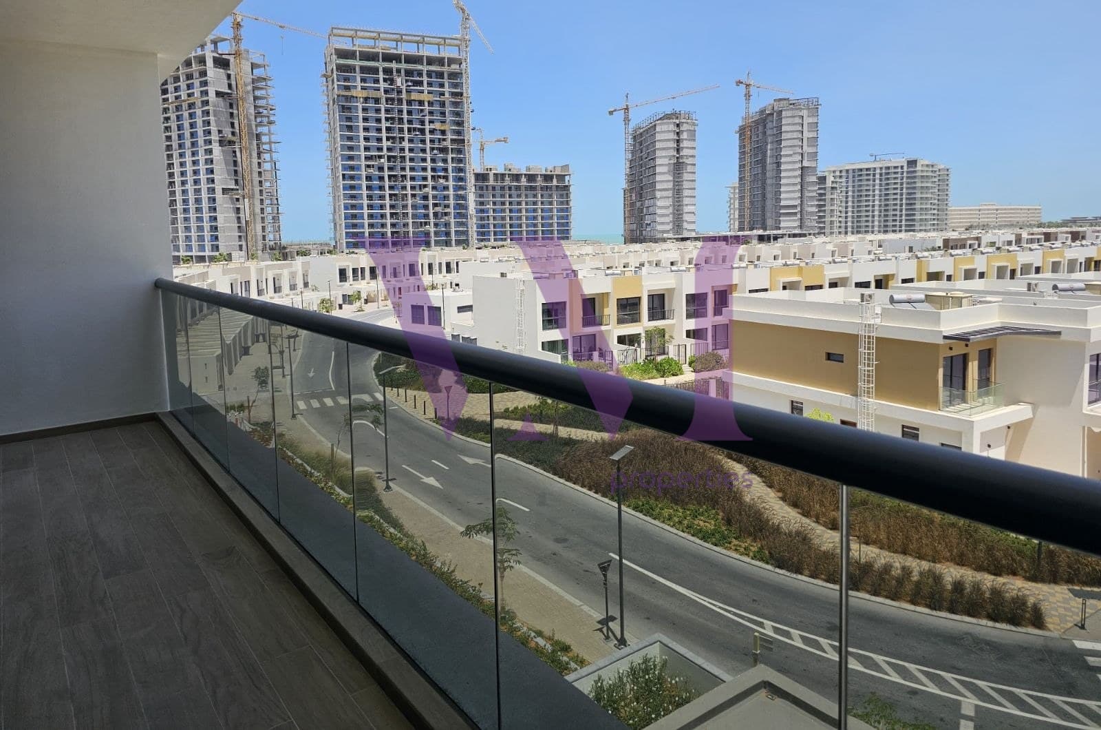 Ready 1-Bed Apartment, Gateway 2 | Hot Deal — Mina Al Arab