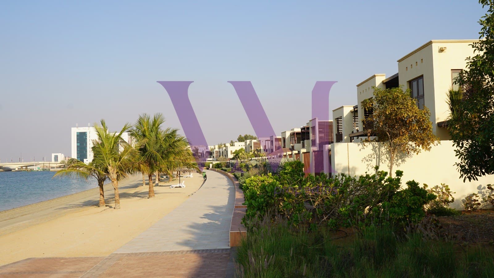 Spacious 3-Bed Townhouse, Bermuda, Mina Al Arab — Mina Al Arab