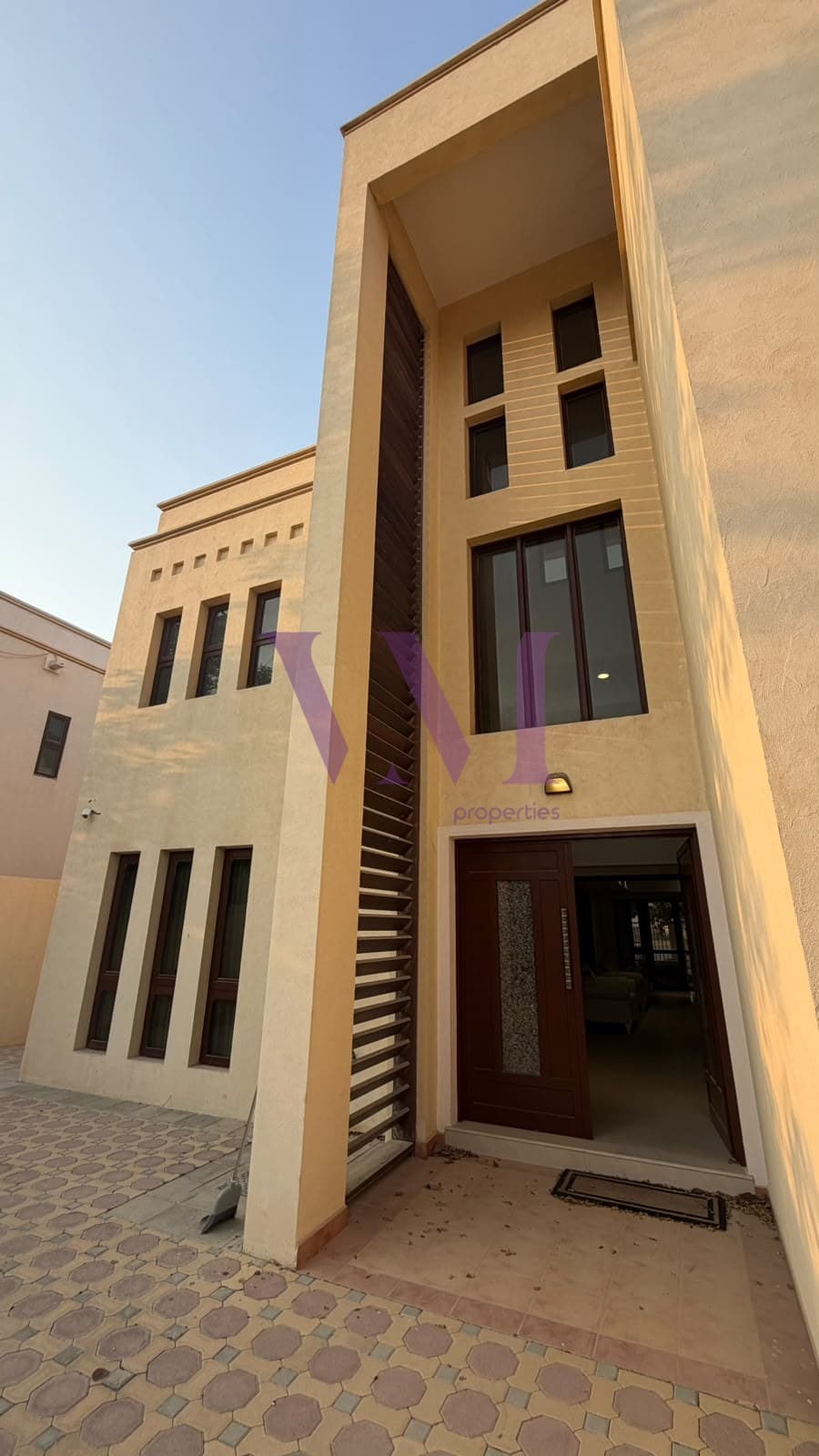 Beach Front Luxury Villa | 4 bed + M | Good Price — Mina Al Arab