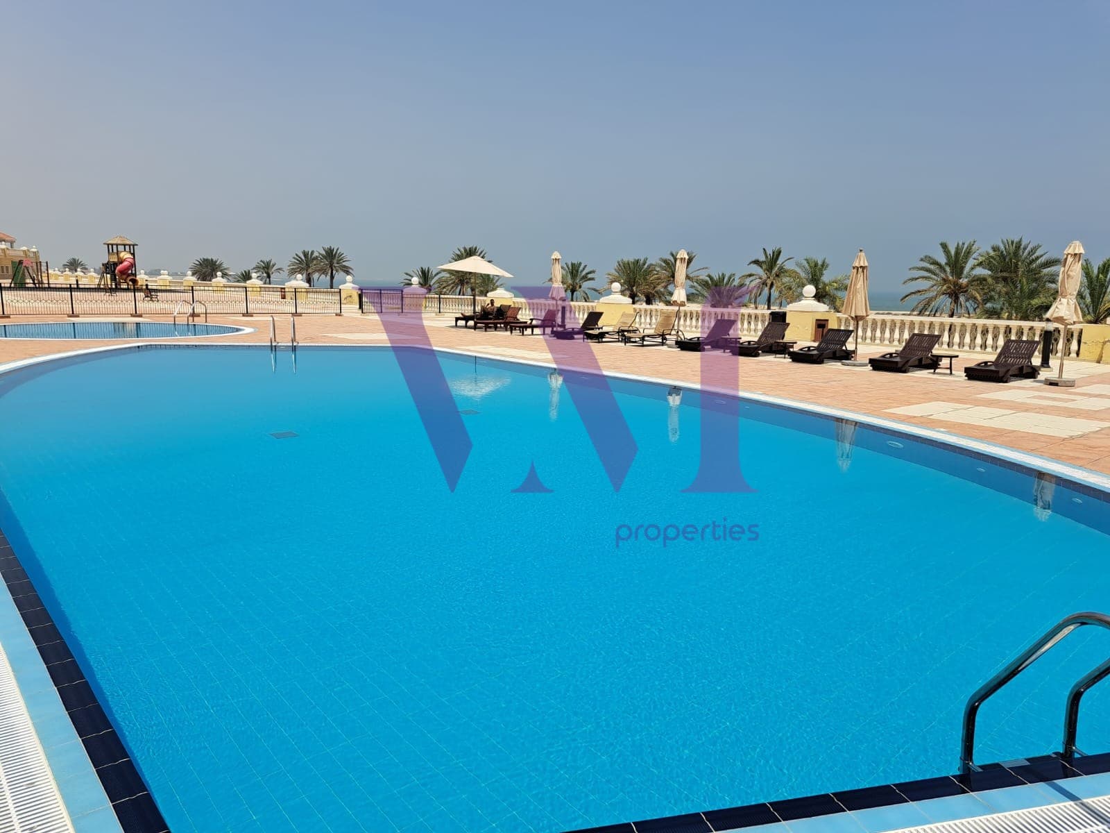Furnished Studio In Royal Breeze 4 | Golf View — Al Hamra Village