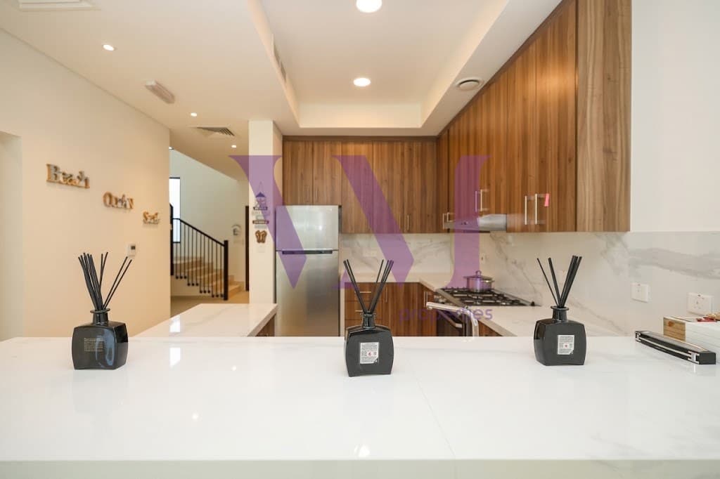 Spacious 2BR + Maid | Marbella | Ready To Move — Mina Al Arab