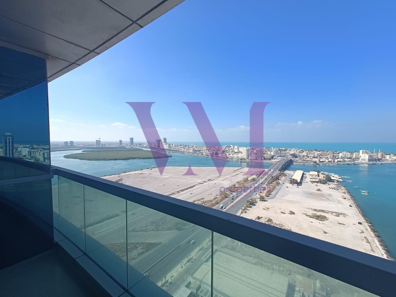 Spacious 2-BR | High Floor | Sea View | Hot deal — Al Nakheel