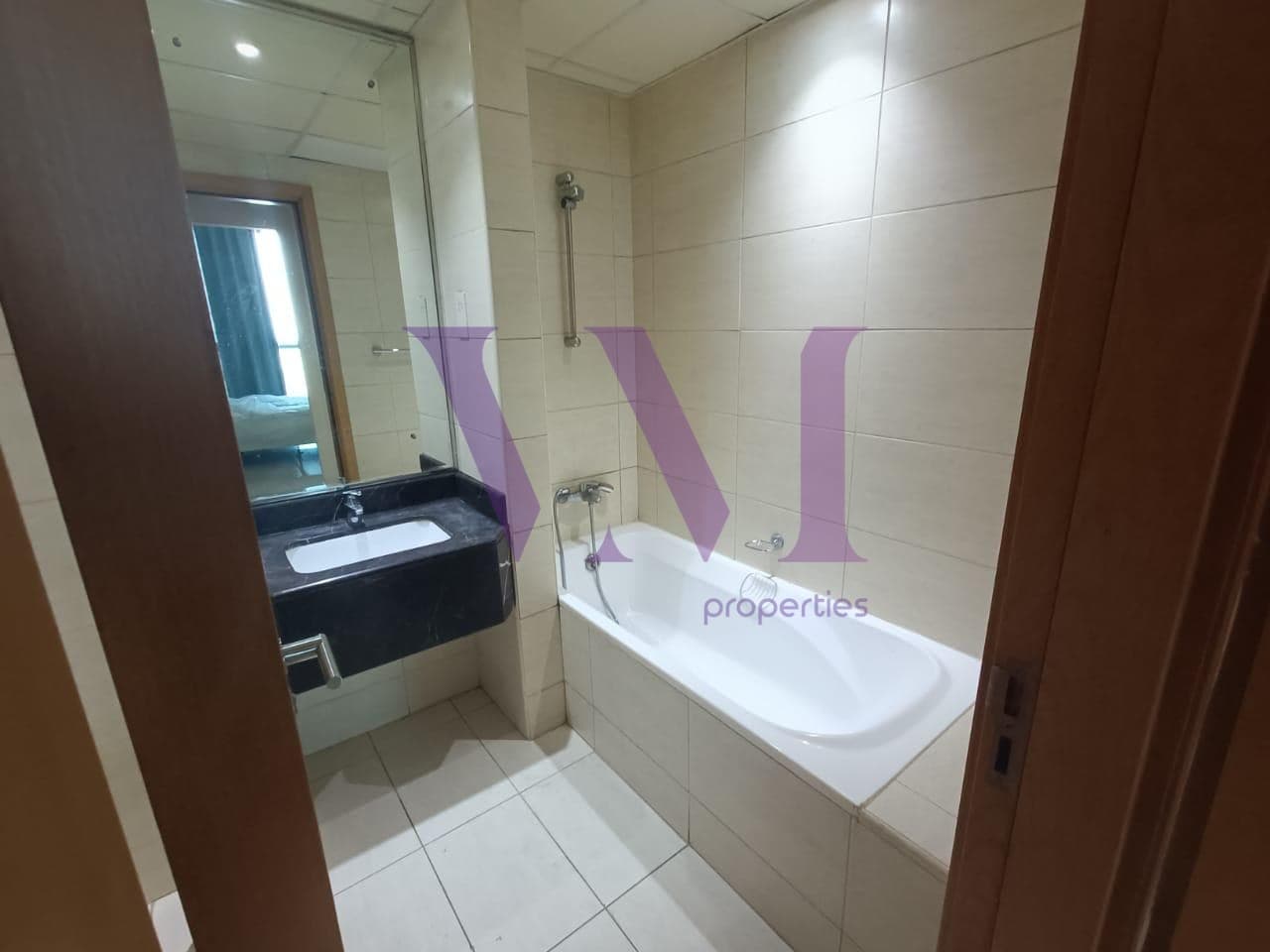 Spacious 2-BR | High Floor | Sea View | Hot deal — Al Nakheel