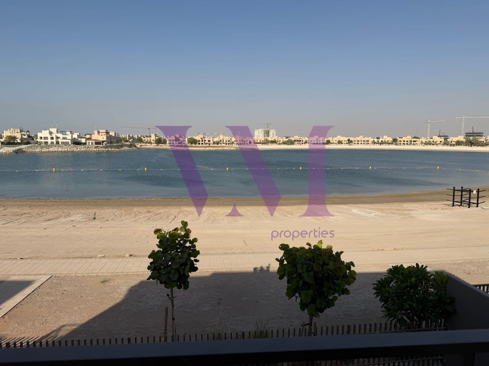 Spacious Luxury 4BR + Maid Townhouse | Beachfront — Al Hamra Village