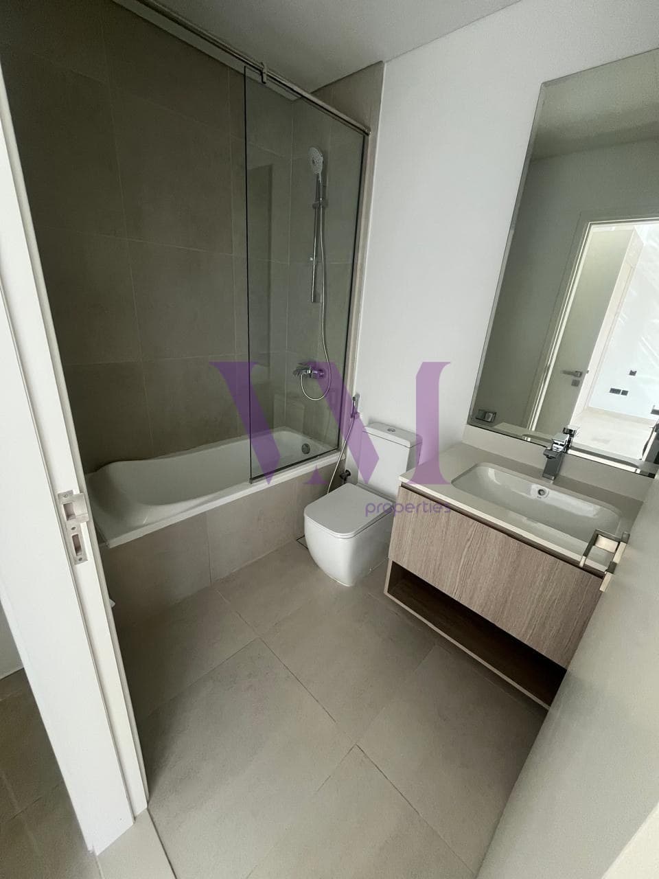 Spacious 2 Bedrooms + Maid | Brand New | Ready — Al Hamra Village