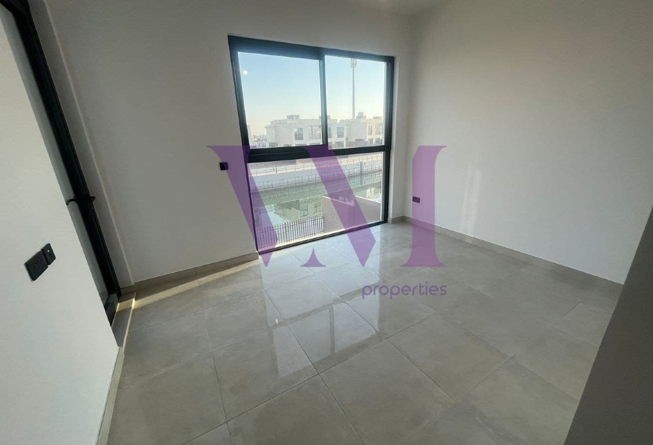 Canal View 3 BR + Maid | Falcon North — Al Hamra Village