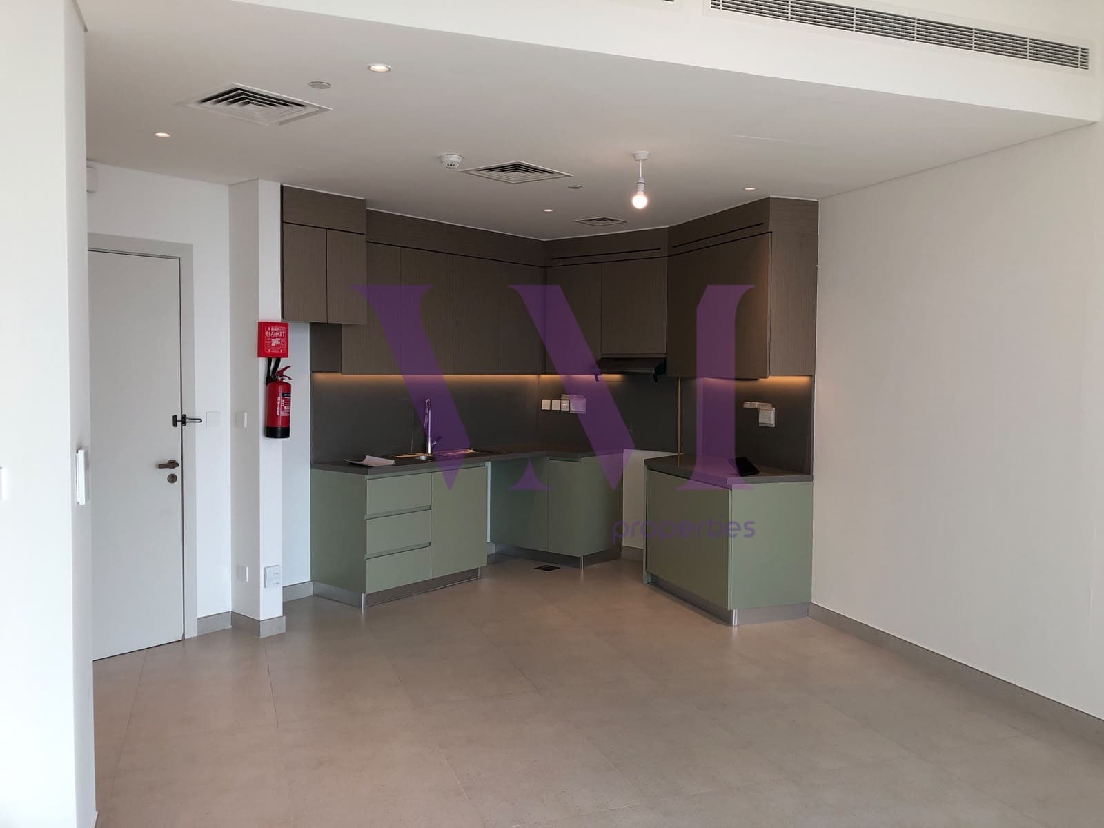 Corner 1 Br In BayViews | High Floor | Brand New — Mina Al Arab