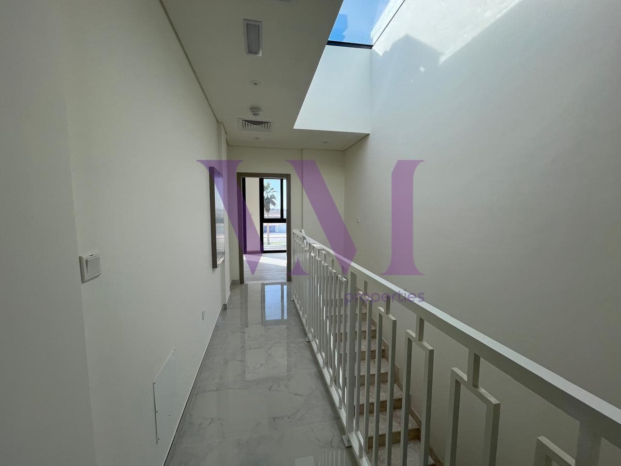 Spacious Family Villa | Excellent Condition — Mina Al Arab