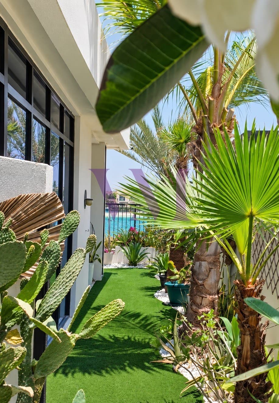 Luxury 4BR Beachfront Villa | Direct Beach Access — Mina Al Arab