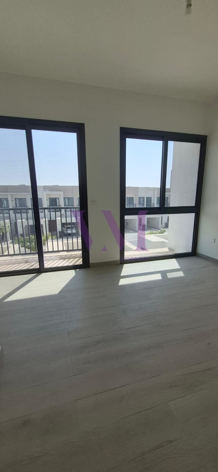 READY TO MOVE IN 2BR Townhouse , Marbella II — Mina Al Arab