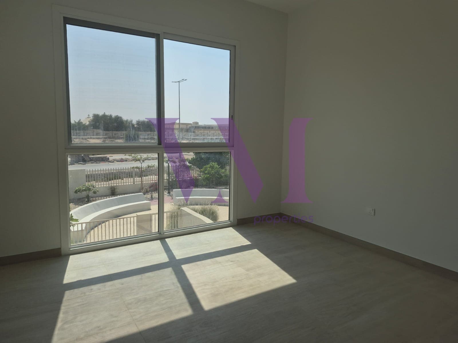 READY TO MOVE IN 3-Bed TH, Granada, Mina Al Arab — Mina Al Arab