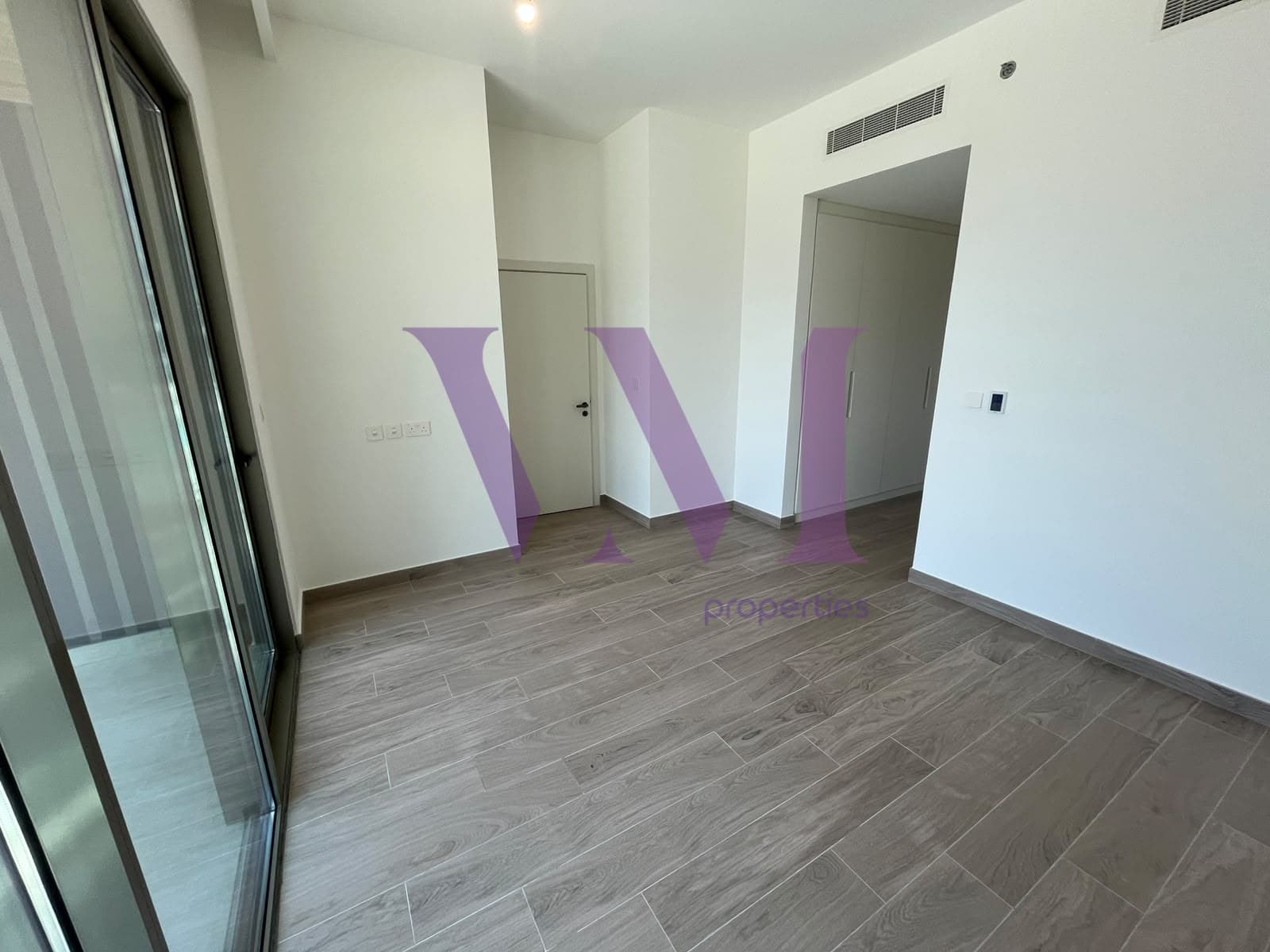 Waterfront Living | Newly Handed Over | High ROI — Mina Al Arab