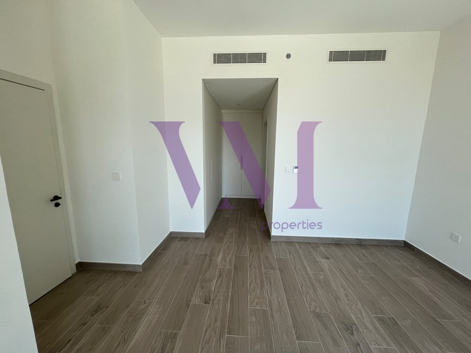 Waterfront Living | Newly Handed Over | High ROI — Mina Al Arab