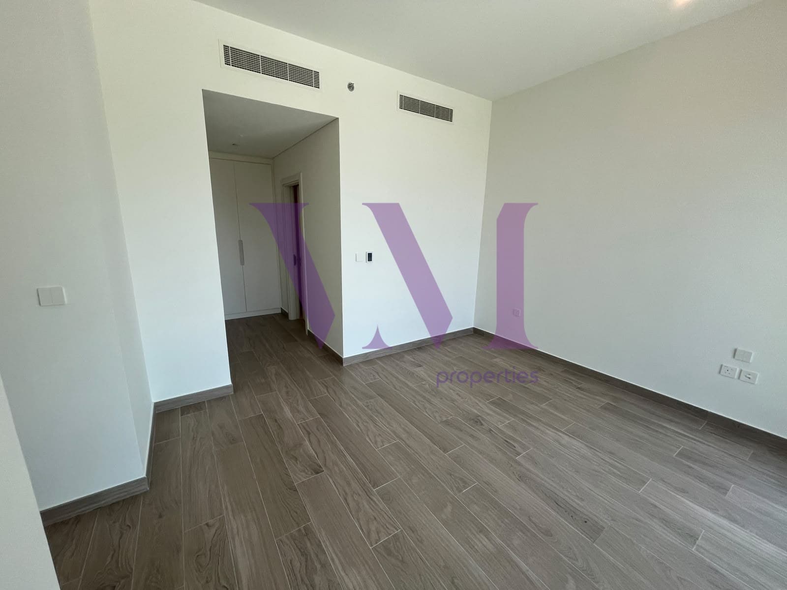 Waterfront Living | Newly Handed Over | High ROI — Mina Al Arab
