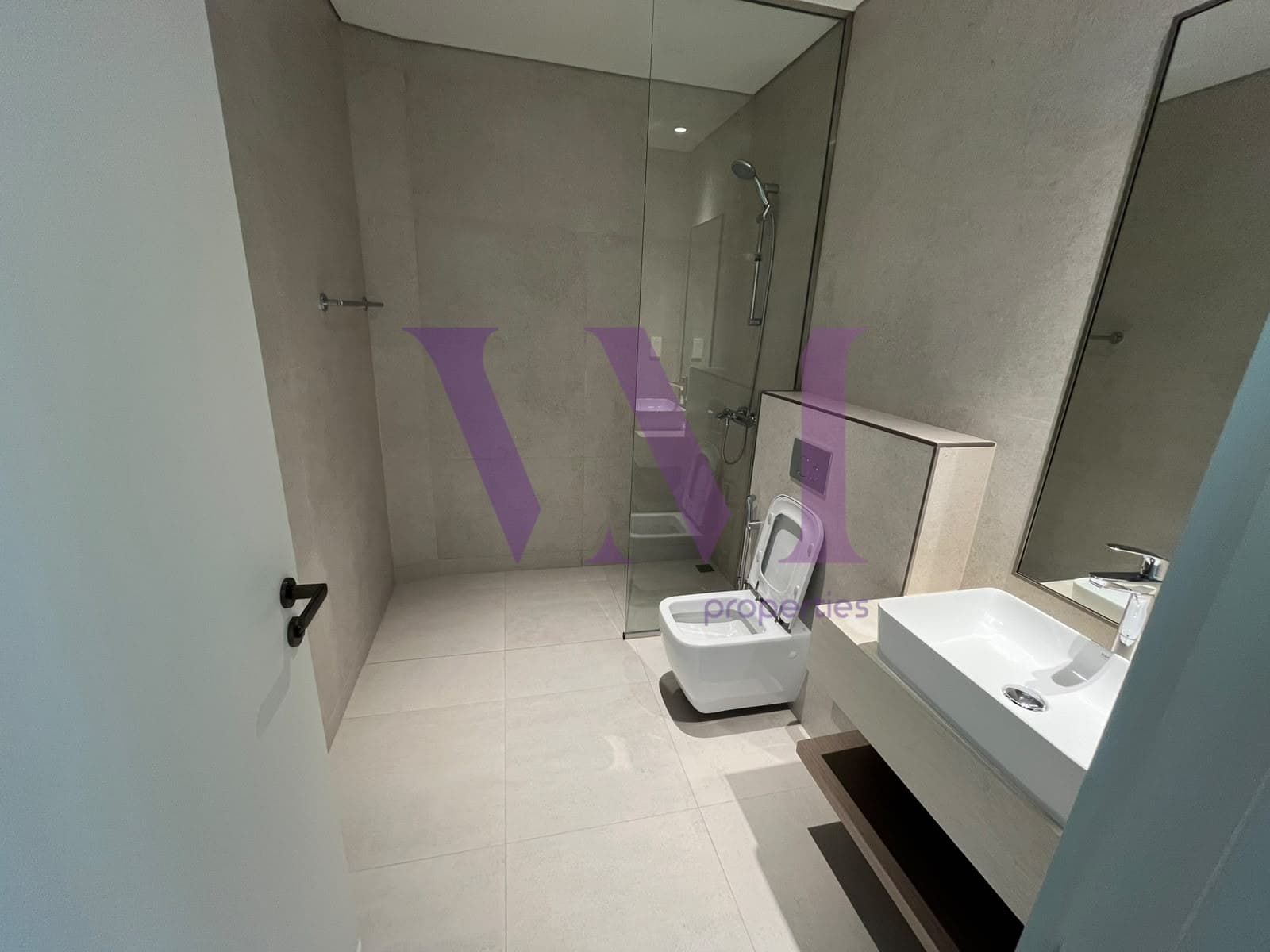 Waterfront Living | Newly Handed Over | High ROI — Mina Al Arab