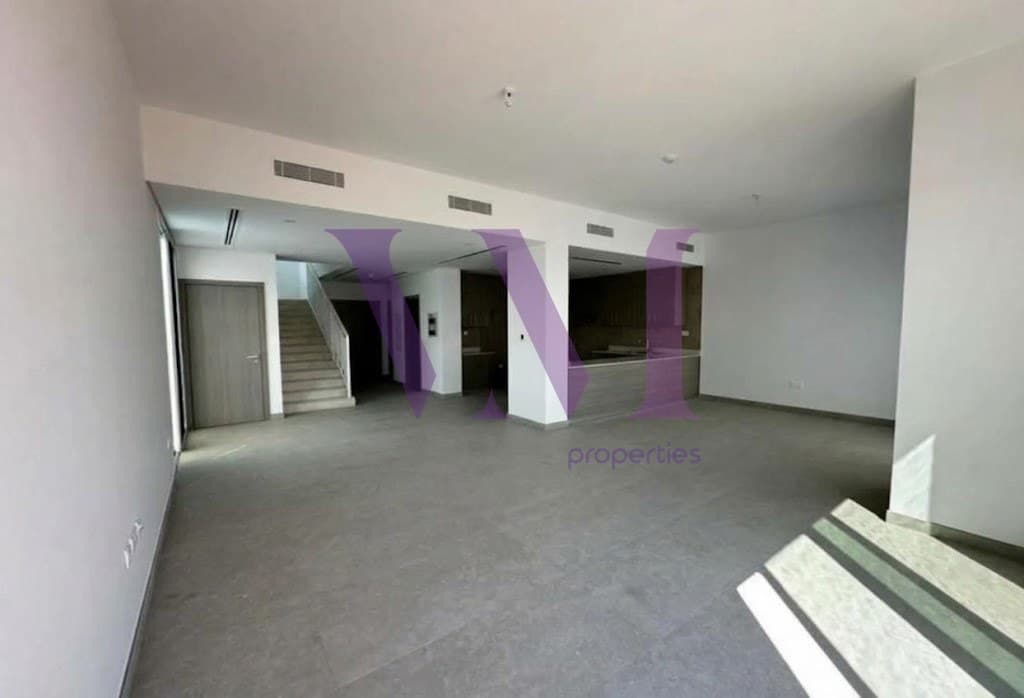Spacious 3 BHK | Corner Unit | Near Original Price — Mina Al Arab
