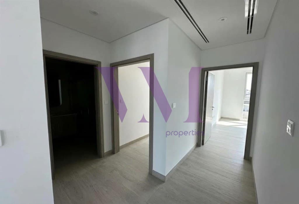 Spacious 3 BHK | Corner Unit | Near Original Price — Mina Al Arab