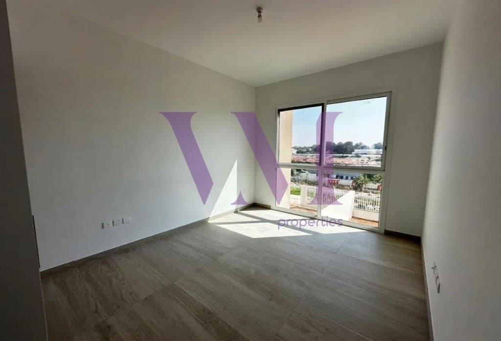 Spacious 3 BHK | Corner Unit | Near Original Price — Mina Al Arab