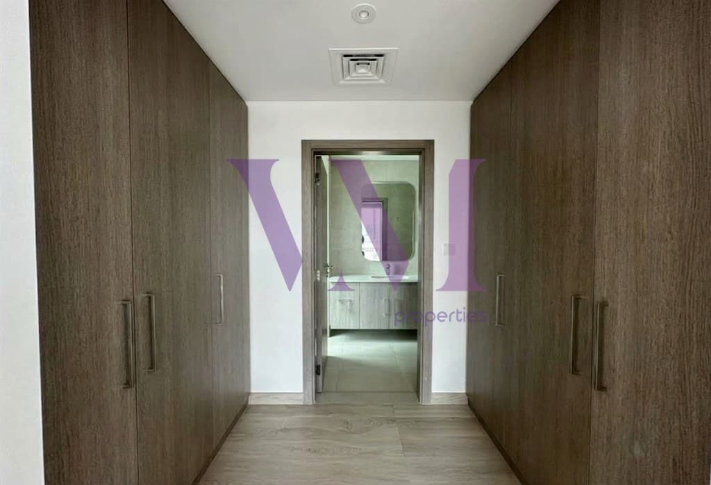 Spacious 3 BHK | Corner Unit | Near Original Price — Mina Al Arab
