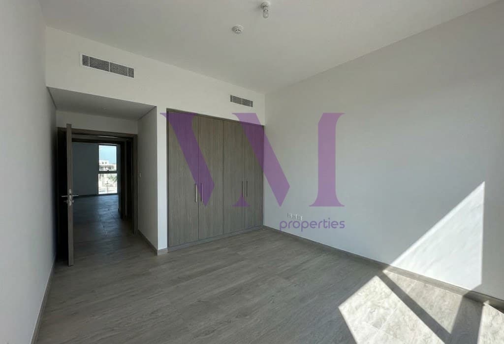 Spacious 3 BHK | Corner Unit | Near Original Price — Mina Al Arab