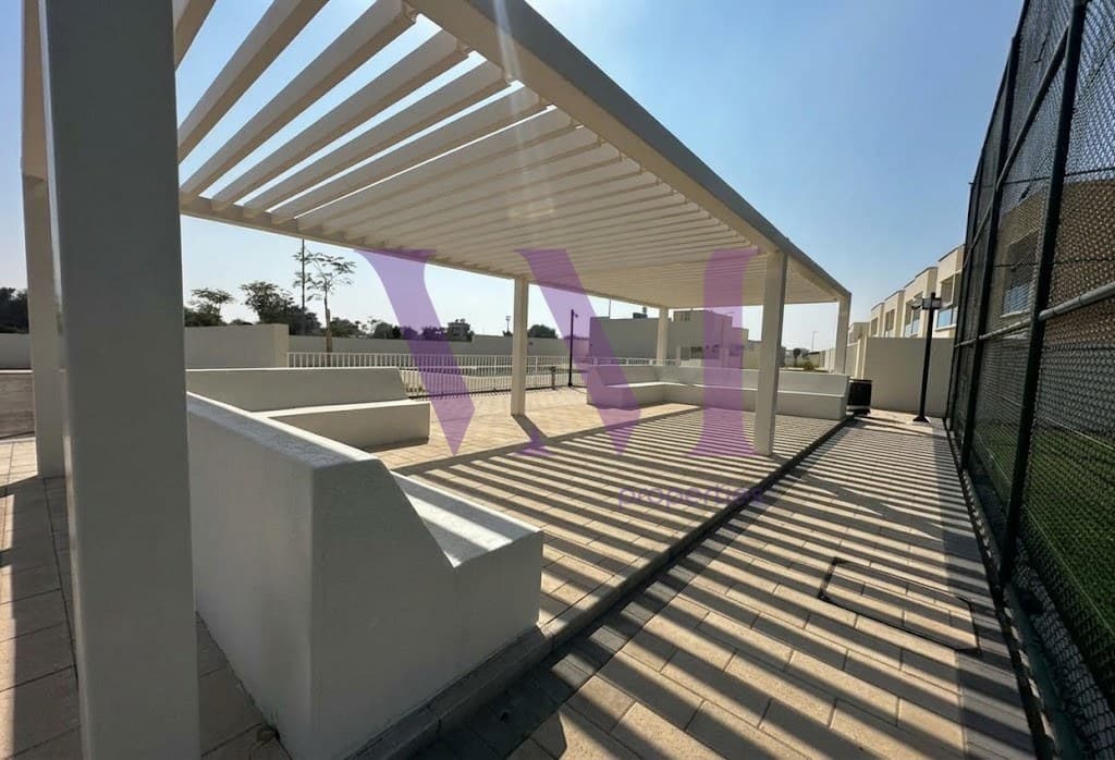 Spacious 3 BHK | Corner Unit | Near Original Price — Mina Al Arab