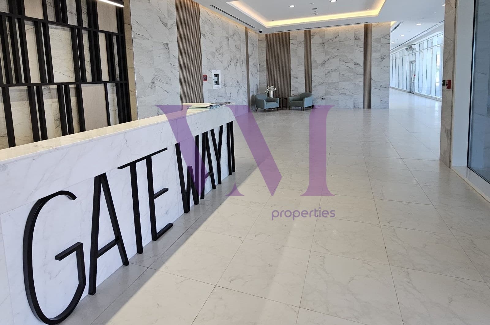 Luxury Living 1BR In Gateway 2 | Hot deal — Mina Al Arab