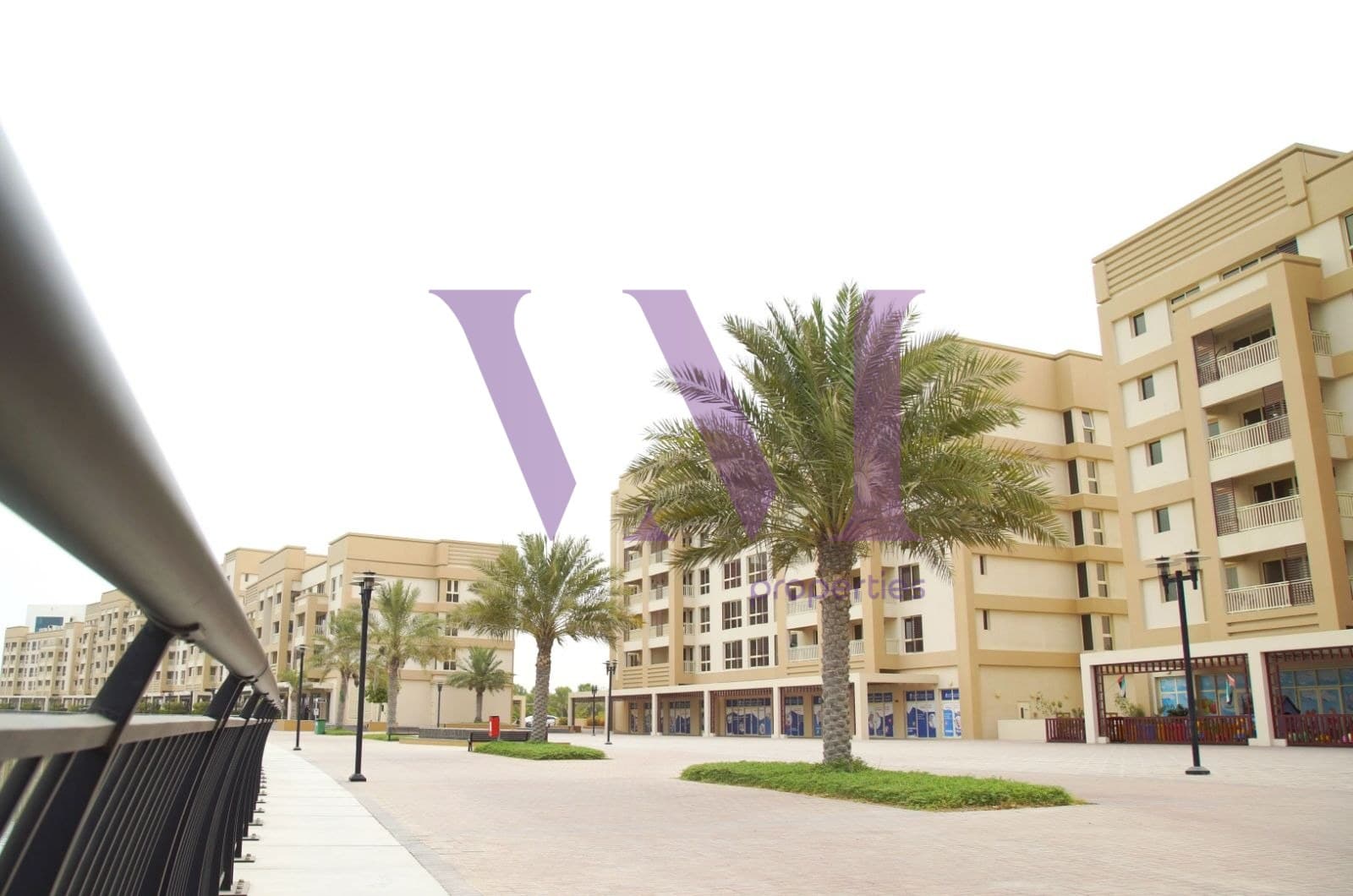 Spacious 2-Bed Apartment | Re-sale | Mina Al Arab — Mina Al Arab