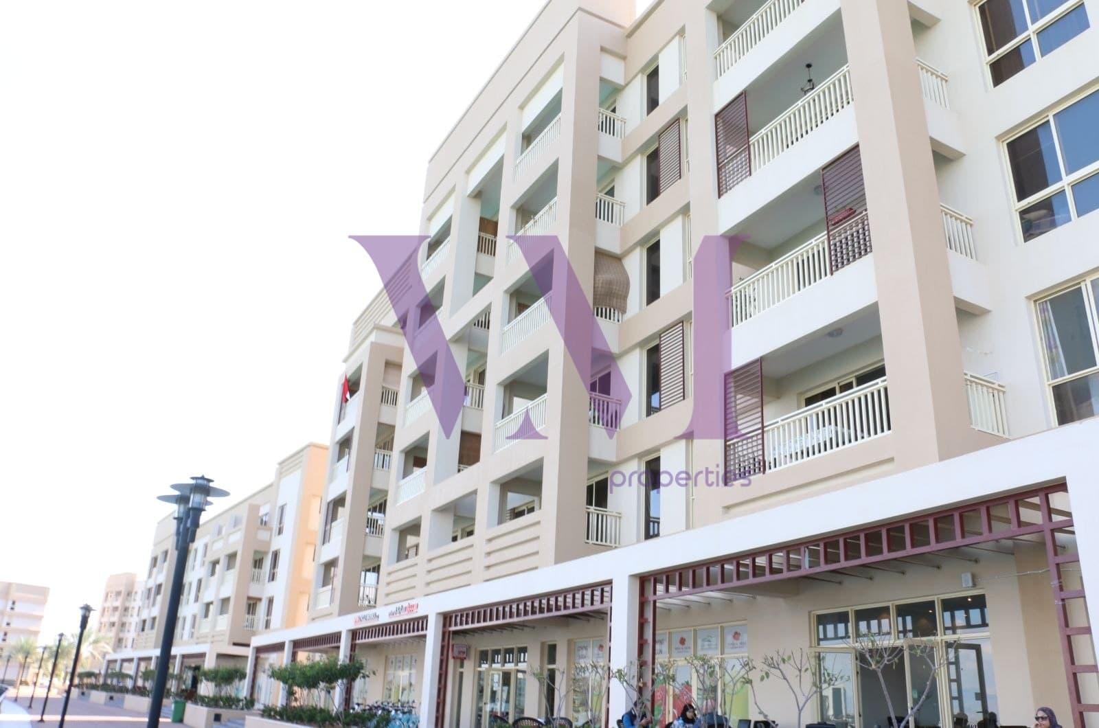 Spacious 2-Bed Apartment | Re-sale | Mina Al Arab — Mina Al Arab