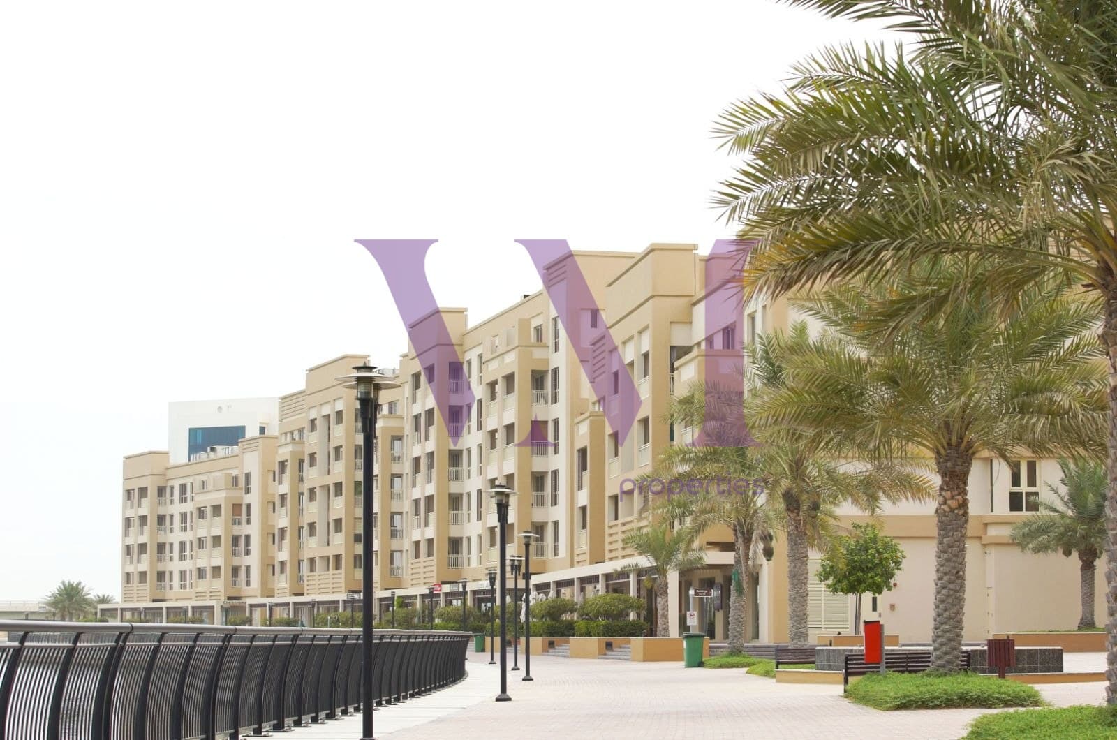Spacious 2-Bed Apartment | Re-sale | Mina Al Arab — Mina Al Arab